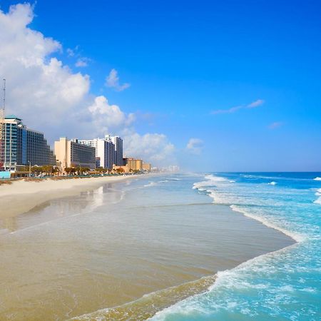 Ferienwohnung Newly Renovated Oceanfront Studio W/ Balcony - Daytona Beach Exterior foto