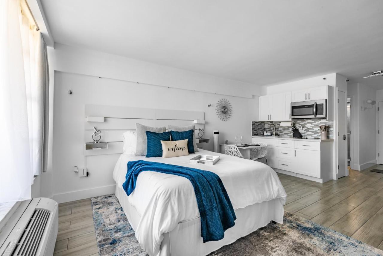 Ferienwohnung Newly Renovated Oceanfront Studio W/ Balcony - Daytona Beach Exterior foto