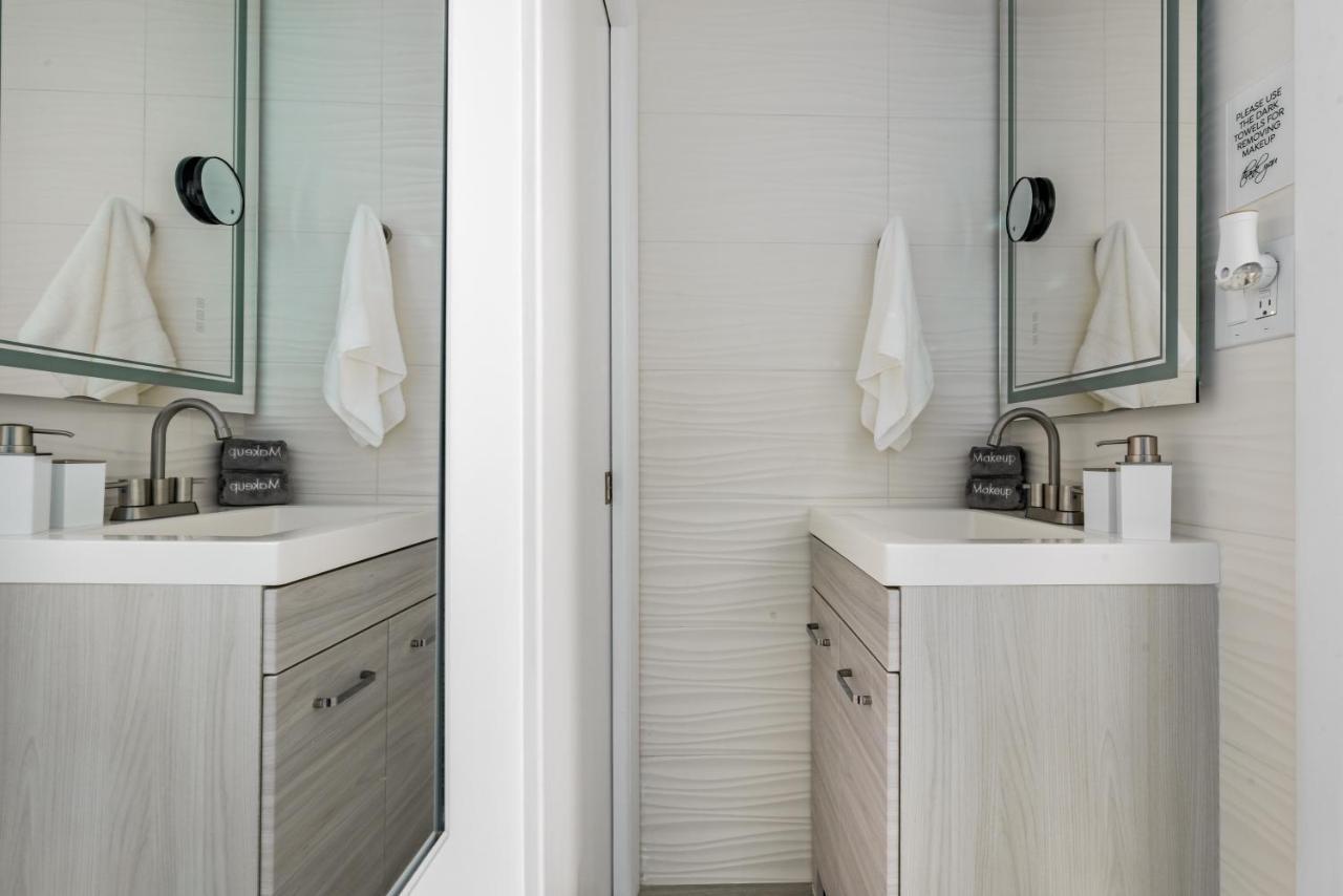 Ferienwohnung Newly Renovated Oceanfront Studio W/ Balcony - Daytona Beach Exterior foto